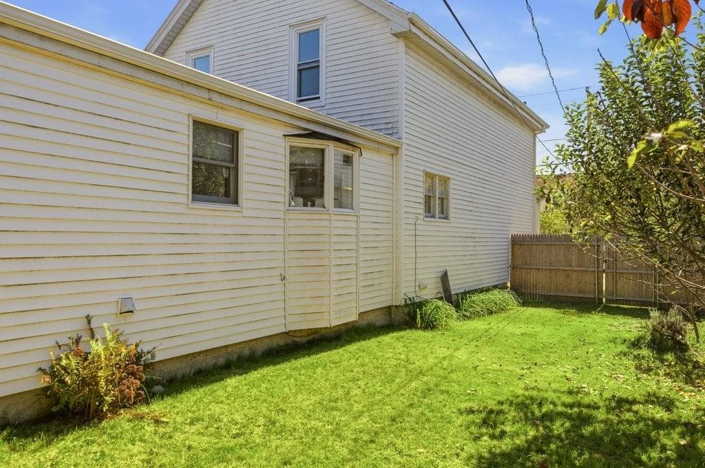 Single Family Residence at 28 Merton Road, Newport, photo 43 of 50