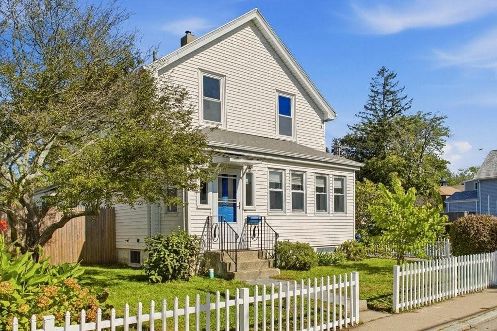 Single Family Residence at 28 Merton Road, Newport, photo 3 of 50