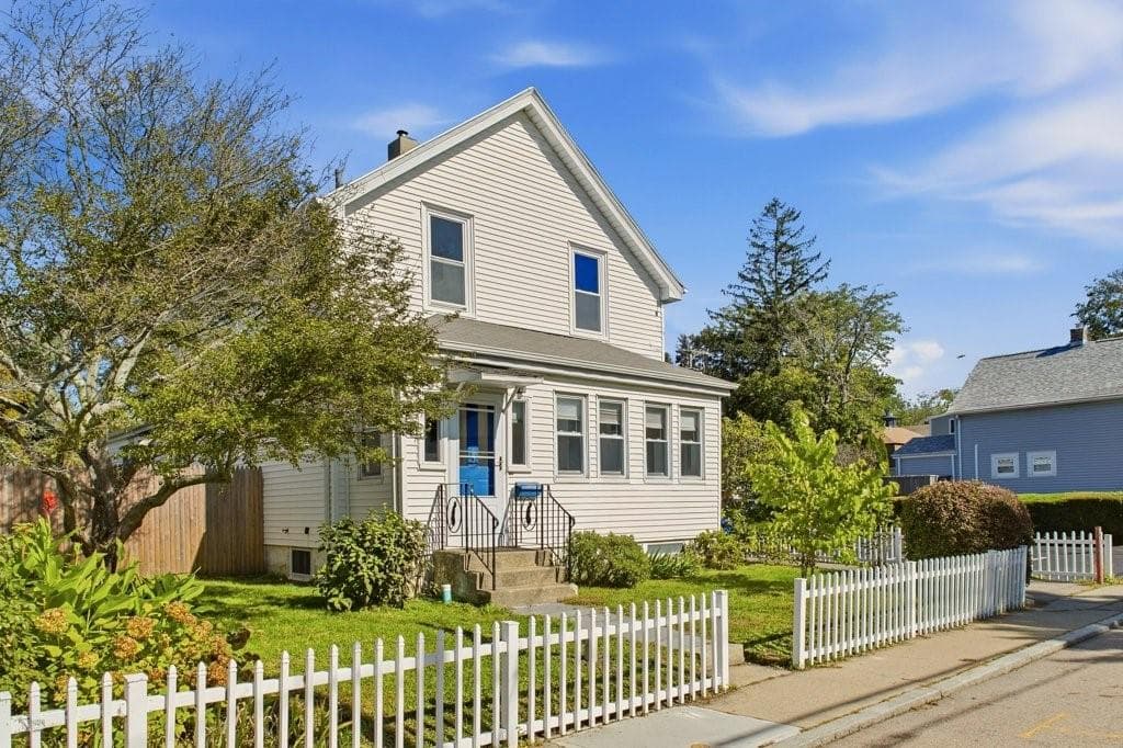 Single Family Residence at 28 Merton Road, Newport, photo 49 of 50