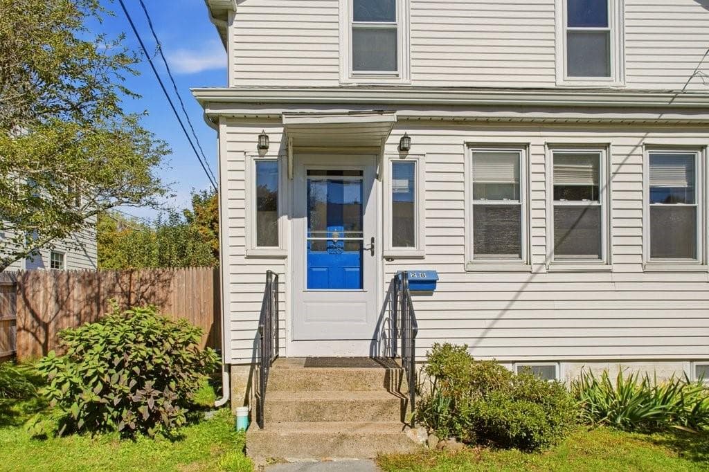 Single Family Residence at 28 Merton Road, Newport, photo 4 of 50