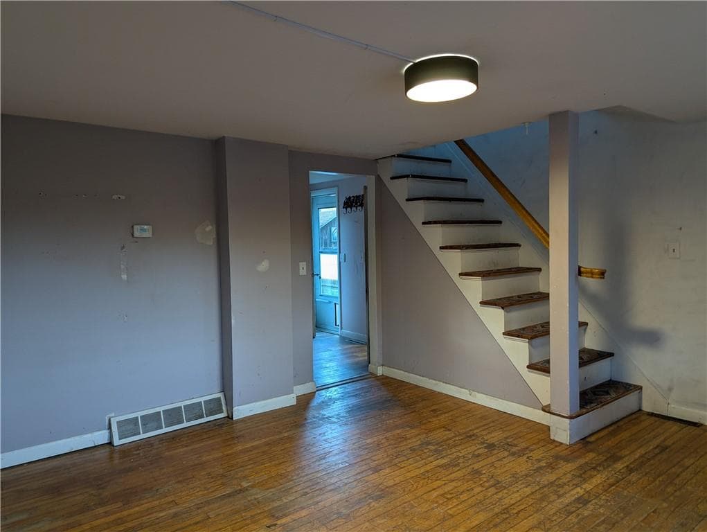 Single Family Residence at 9 Allen Avenue, South Kingstown, photo 10 of 21