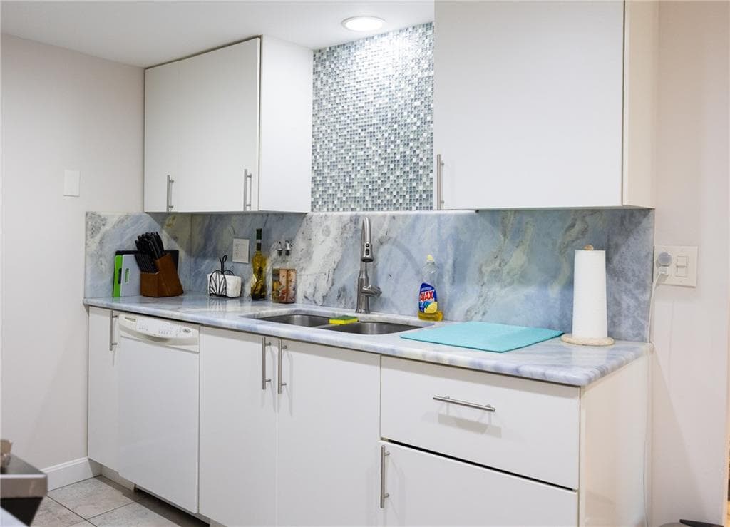 Condominium at 1145 Hartford Avenue UNIT 5A, Johnston, photo 14 of 25