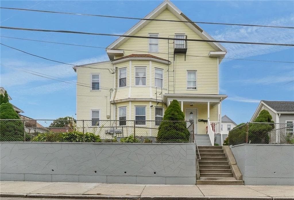 143 Garden Street