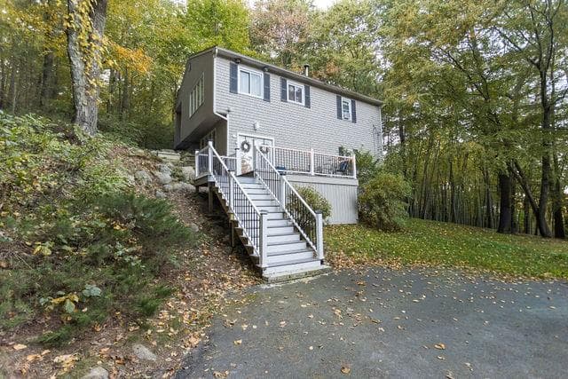 Single Family Residence at 986 Knotty Oak Road, Coventry, photo 2 of 33