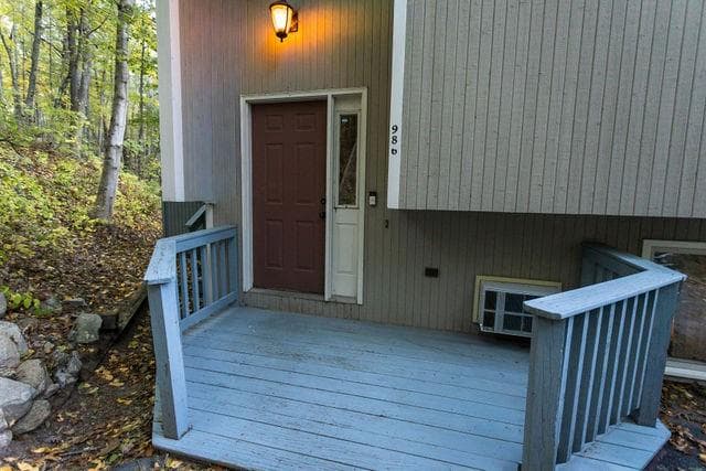 Single Family Residence at 986 Knotty Oak Road, Coventry, photo 6 of 33