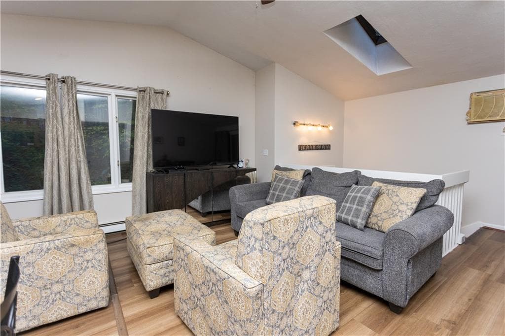 Single Family Residence at 986 Knotty Oak Road, Coventry, photo 22 of 33