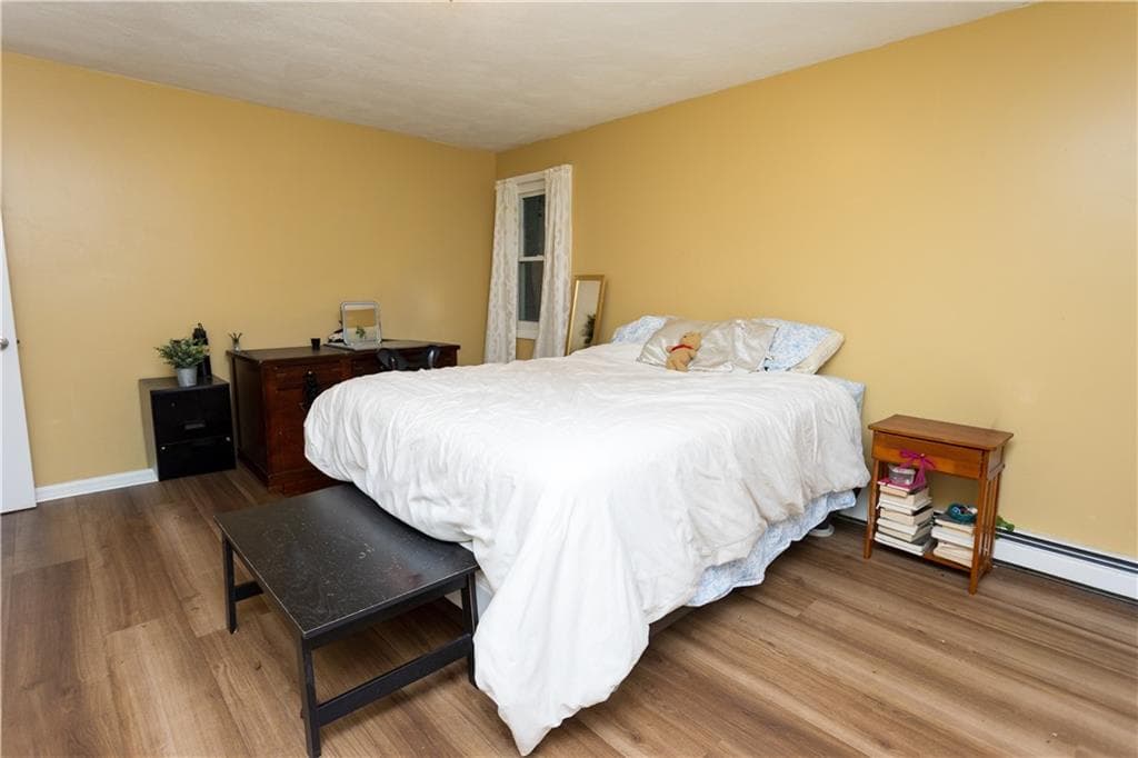 Single Family Residence at 986 Knotty Oak Road, Coventry, photo 11 of 33