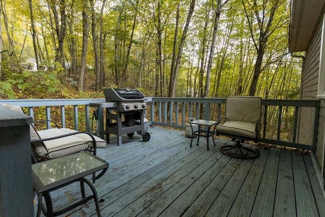 Single Family Residence at 986 Knotty Oak Road, Coventry, photo 8 of 33