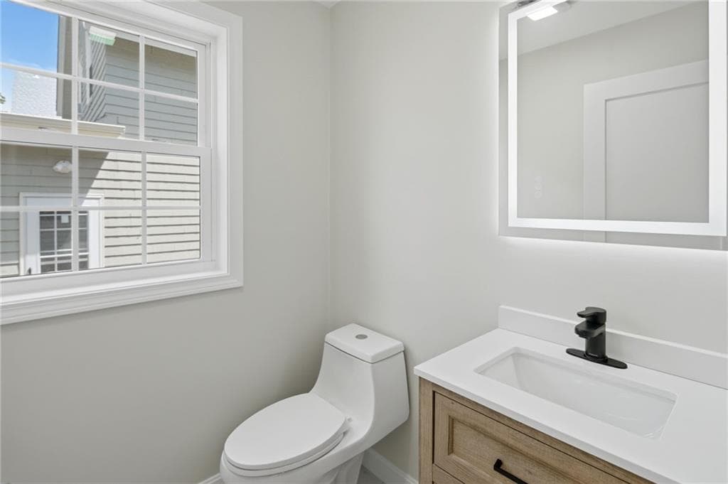 Single Family Residence at 135 Owen Avenue, Pawtucket, photo 14 of 47