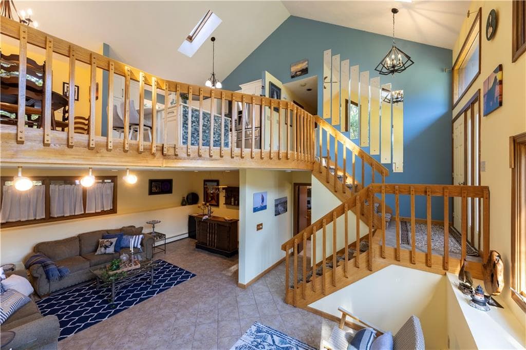 Single Family Residence at 8 Robin Drive, North Kingstown, photo 29 of 50
