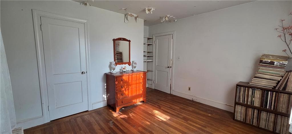 Single Family Residence at 20 Intervale Road, Cranston, photo 12 of 20