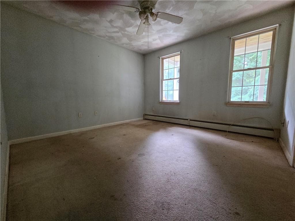 Single Family Residence at 30 Earle Drive, North Kingstown, photo 15 of 25