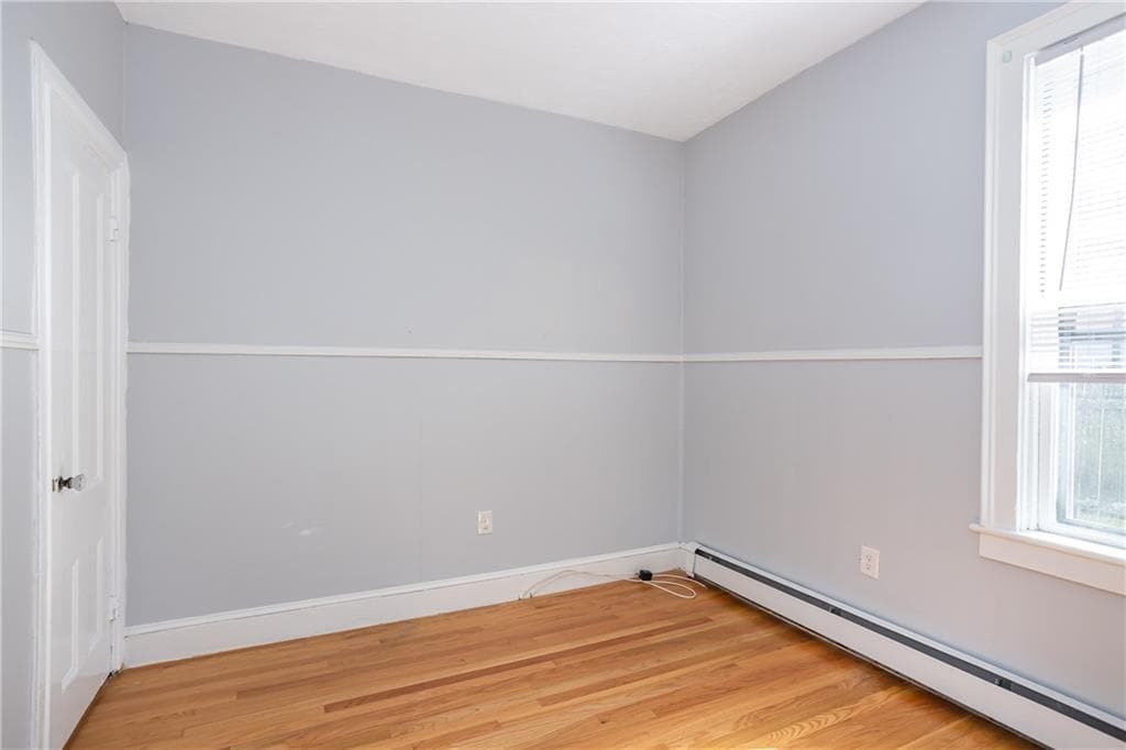 Condominium at 85 Mill Street UNIT 1, Newport, photo 13 of 25