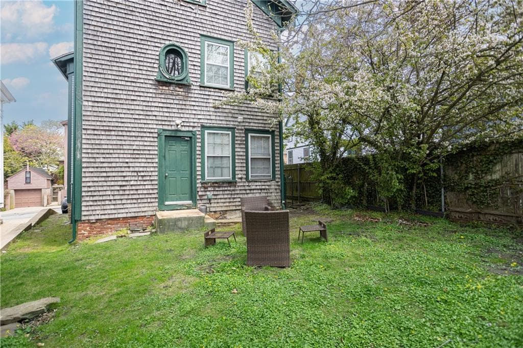 Condominium at 85 Mill Street UNIT 1, Newport, photo 20 of 25
