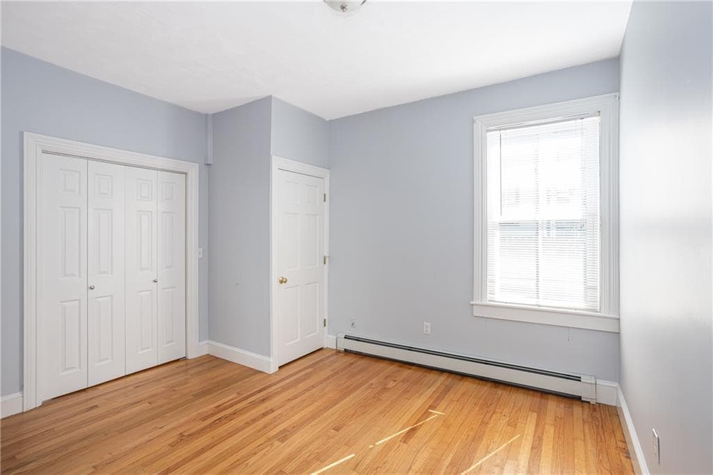 Condominium at 85 Mill Street UNIT 1, Newport, photo 11 of 25