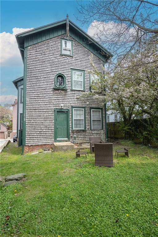 Condominium at 85 Mill Street UNIT 1, Newport, photo 21 of 25