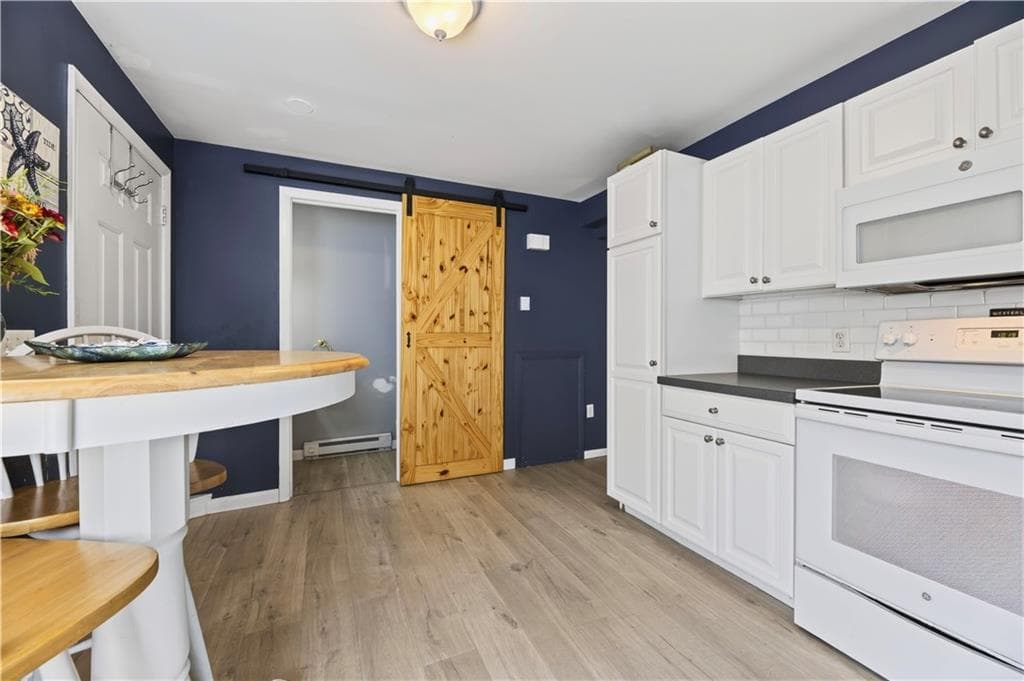Condominium at 22 Apache Drive UNIT B, Westerly, photo 3 of 22
