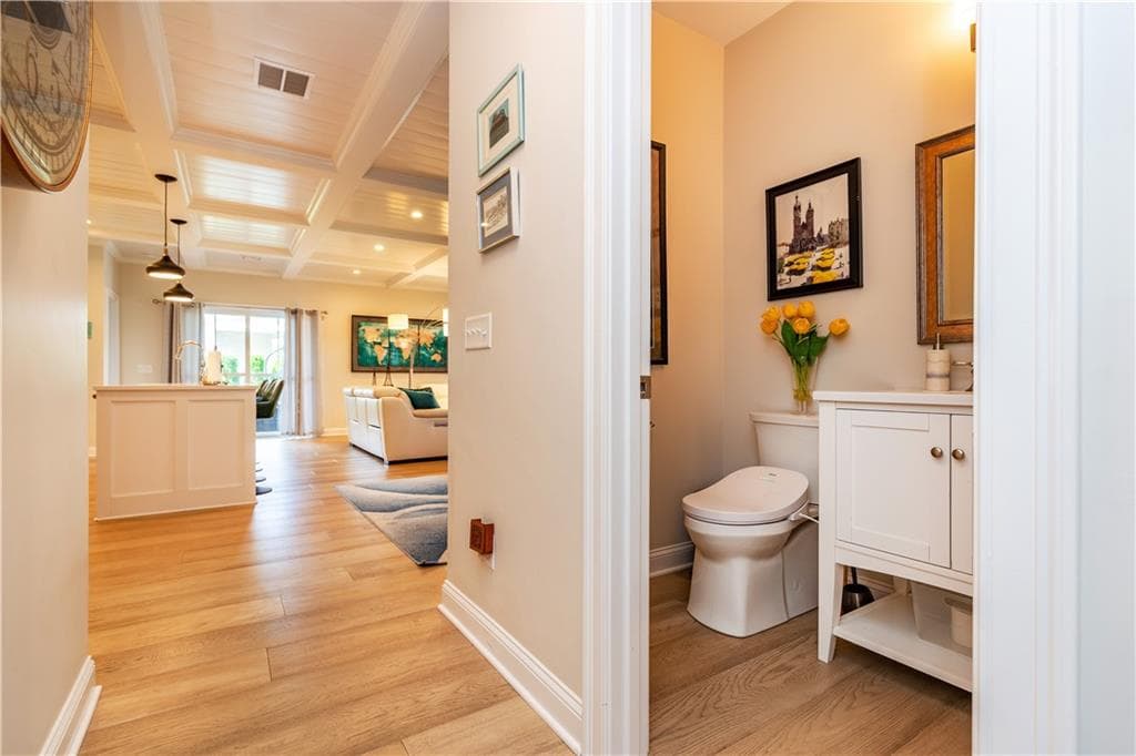 Condominium at 46 Travelers Court UNIT 33, East Greenwich, photo 12 of 49