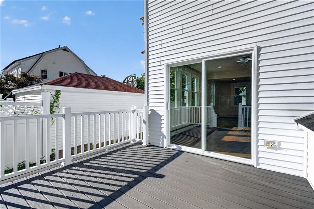 Single Family Residence at 196 Sinclair Avenue, Providence, photo 9 of 36