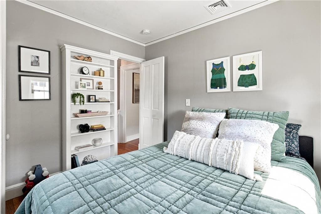 Condominium at 8 Everett Street UNIT 3, Newport, photo 26 of 28