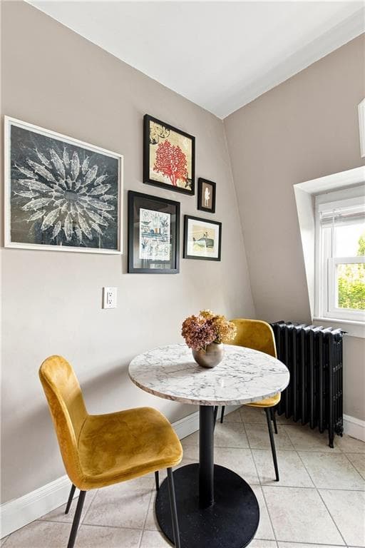 Condominium at 8 Everett Street UNIT 3, Newport, photo 10 of 28