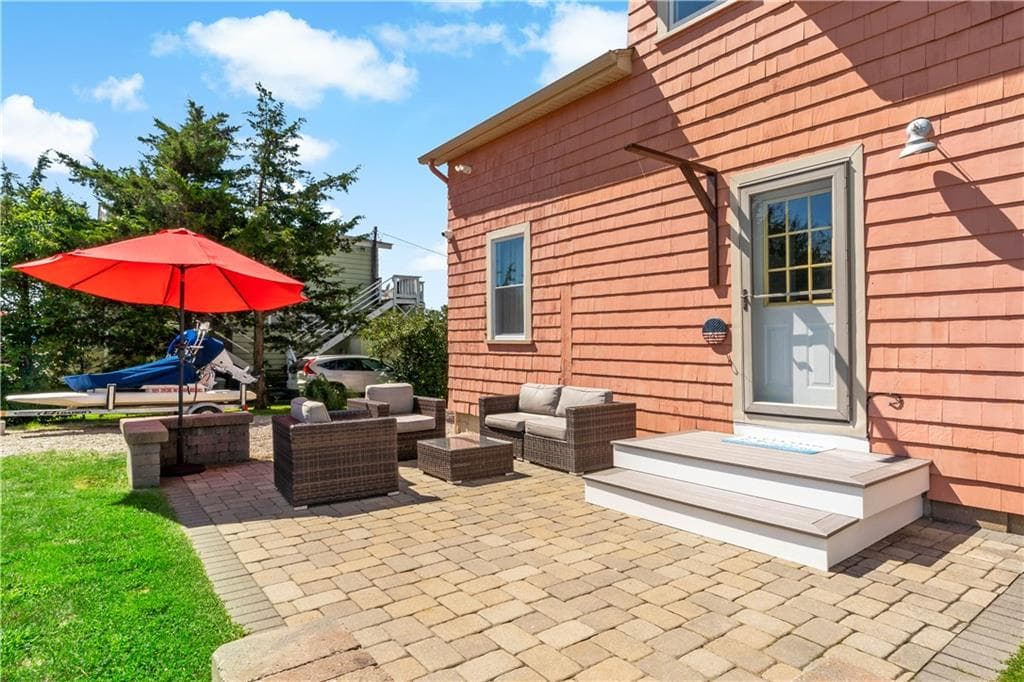 Single Family Residence at 15 Breach Drive, Westerly, photo 14 of 43
