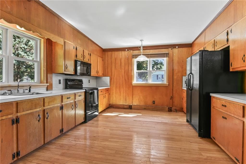 Single Family Residence at 35 Lane E, Warwick, photo 17 of 35