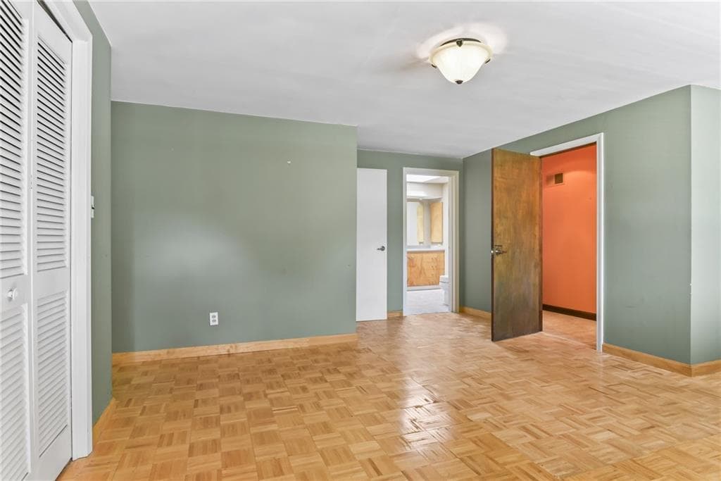 Single Family Residence at 35 Lane E, Warwick, photo 5 of 35