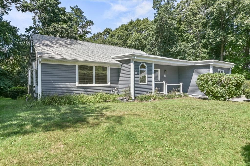 Single Family Residence at 35 Lane E, Warwick, photo 34 of 35