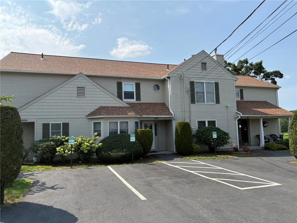 60 Saddle Green UNIT B