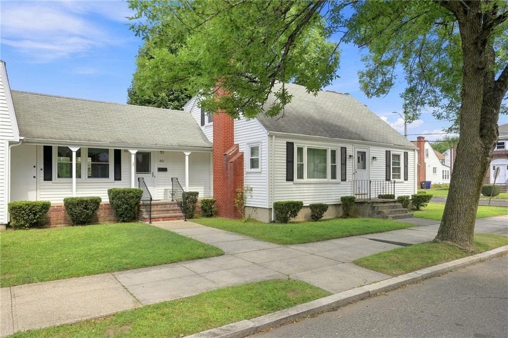 Multi Family at 85 Moorland Avenue, Providence, photo 2 of 45