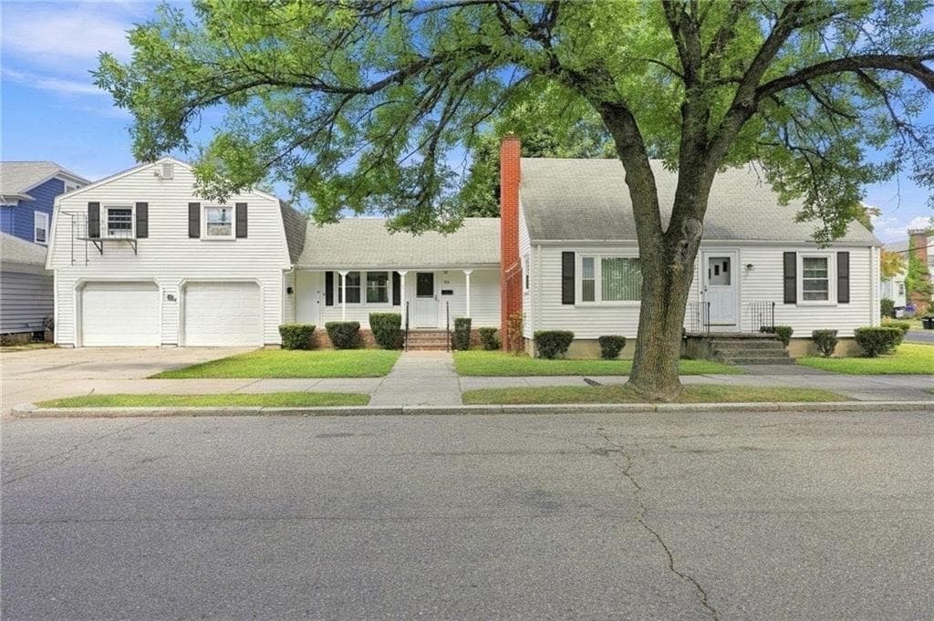 Multi Family at 85 Moorland Avenue, Providence, photo 38 of 45