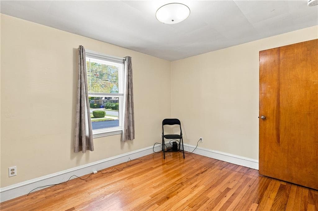 Multi Family at 85 Moorland Avenue, Providence, photo 18 of 45