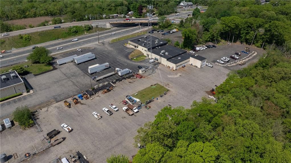 Commercial at 1320 Eddie Dowling Highway, Lincoln, photo 41 of 41