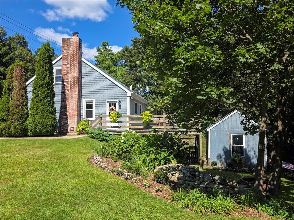 Single Family Residence at 1901 Old Louisquisset Pike, Lincoln, photo 8 of 29