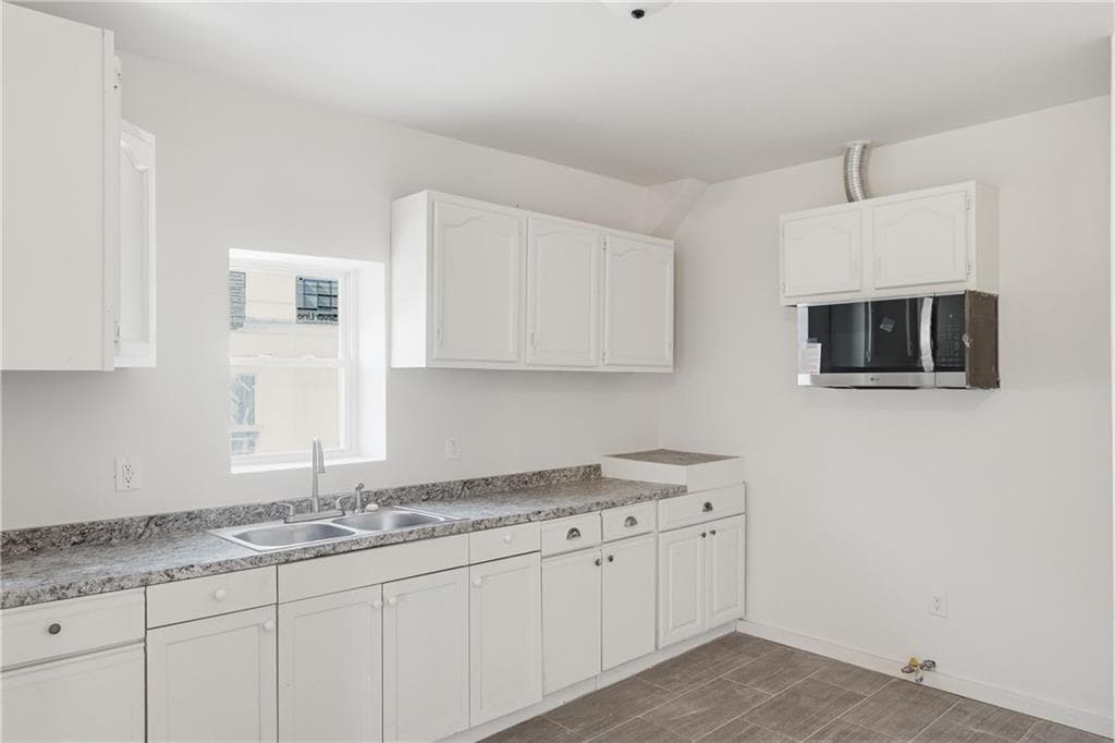 Multi Family at 236 Dudley Street, Providence, photo 12 of 19
