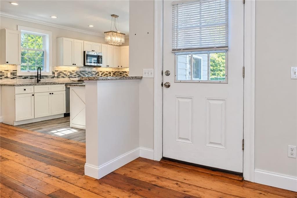 Single Family Residence at Smithfield, photo 17 of 40