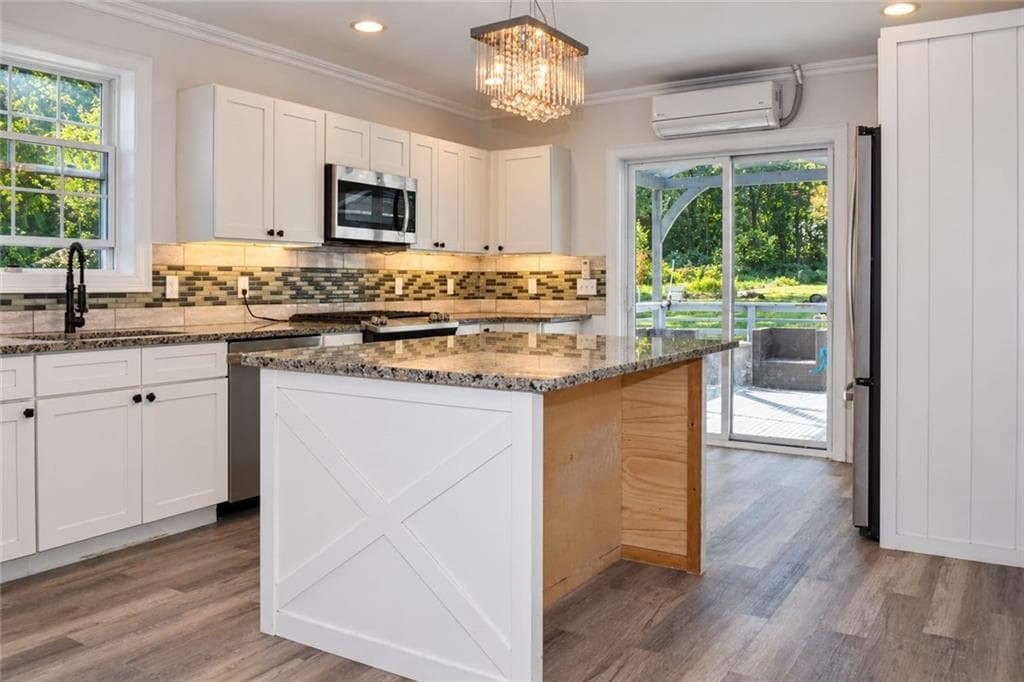 Single Family Residence at Smithfield, photo 14 of 40