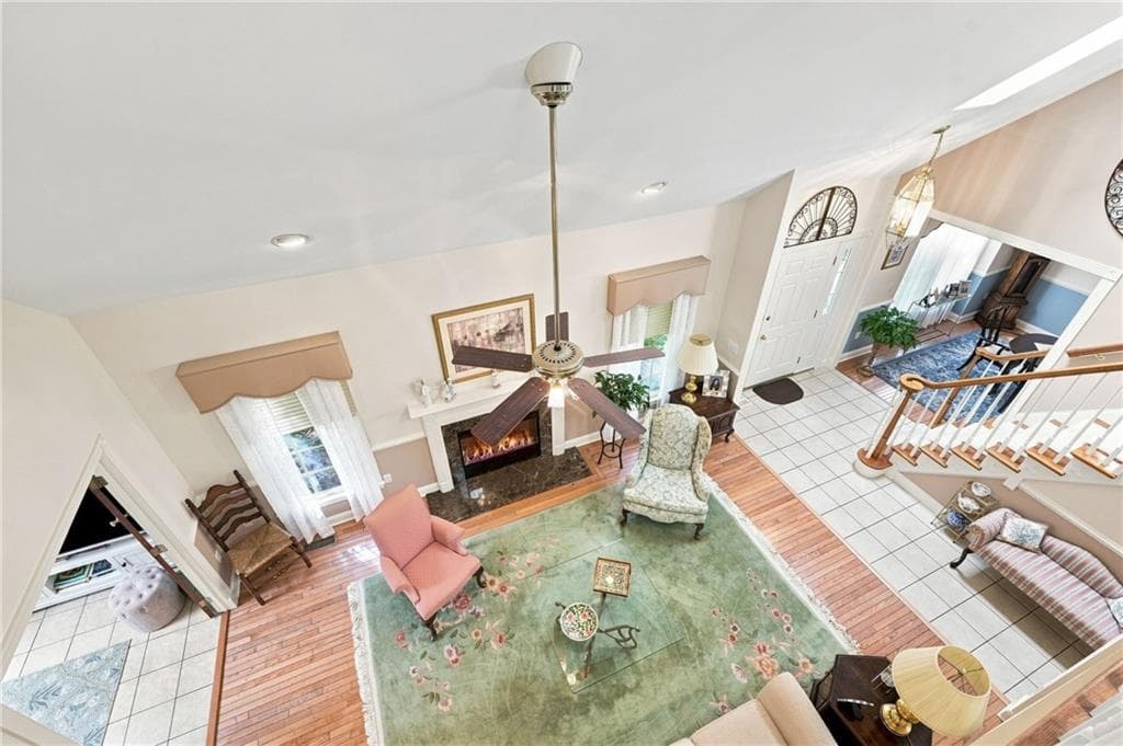 Condominium at 45 Fieldstone Drive, East Greenwich, photo 27 of 40