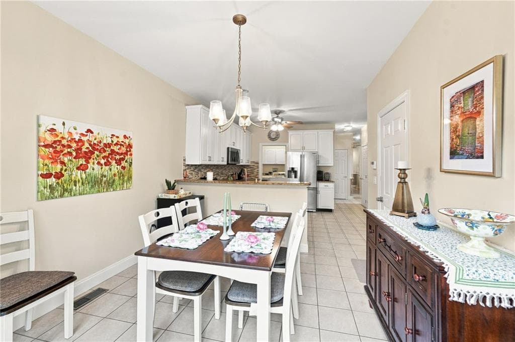 Condominium at 45 Fieldstone Drive, East Greenwich, photo 12 of 40