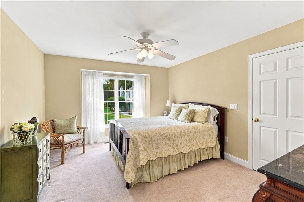 Condominium at 45 Fieldstone Drive, East Greenwich, photo 30 of 40