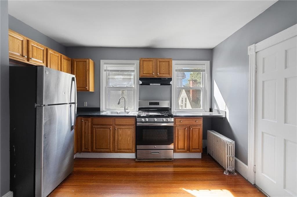 Multi Family at 56 Felix Street, Providence, photo 5 of 34