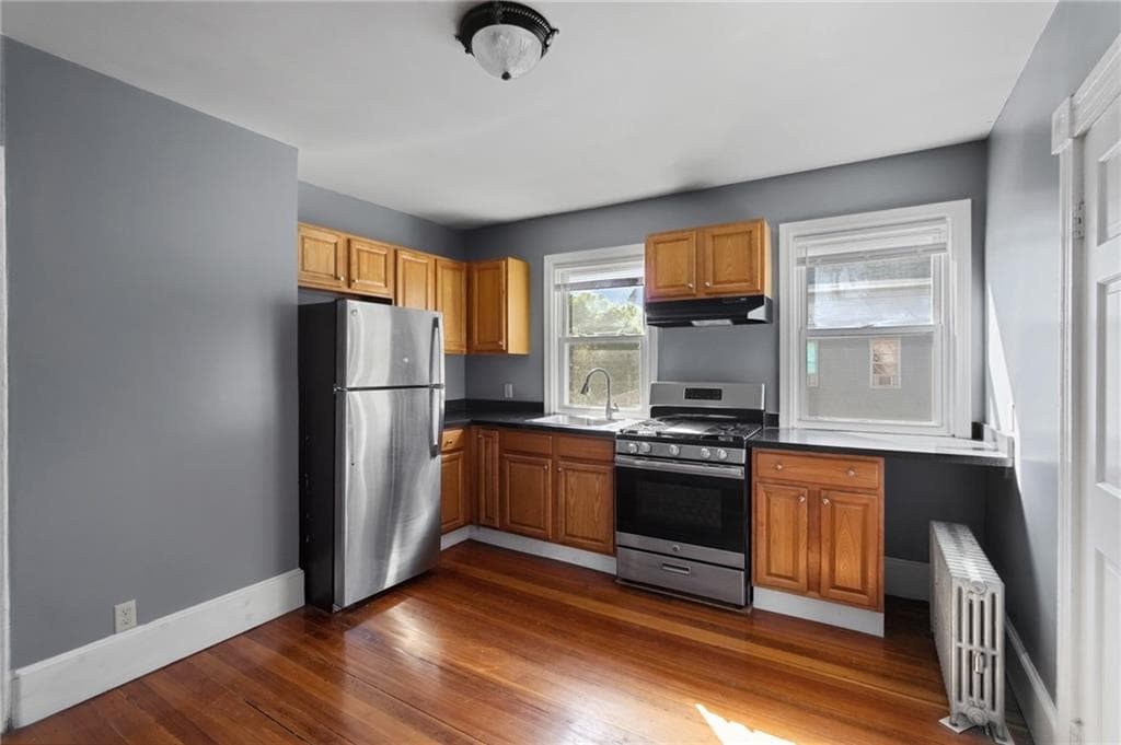 Multi Family at 56 Felix Street, Providence, photo 4 of 34