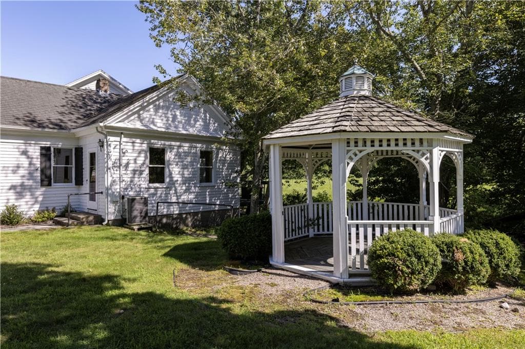Commercial at 4202 Old Post Road, Charlestown, photo 42 of 44