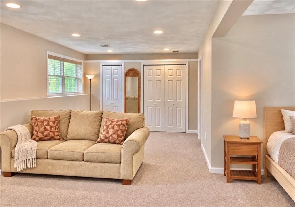 Single Family Residence at 35 Doe Crossing Drive, Burrillville, photo 18 of 26