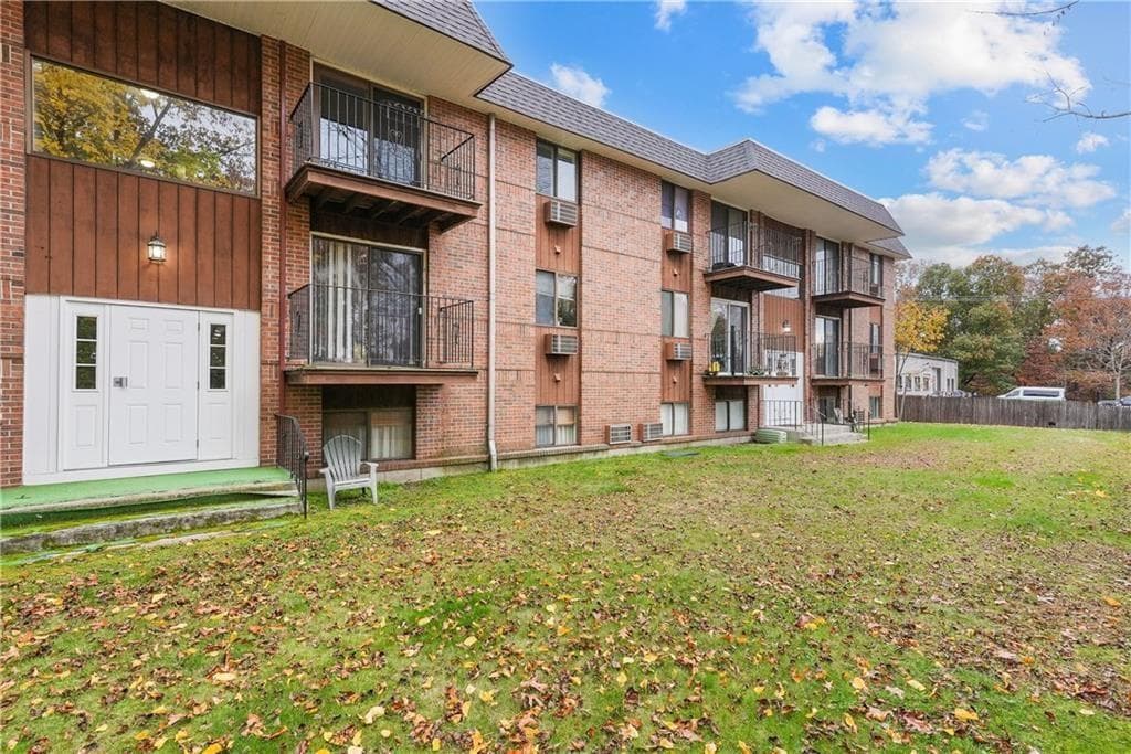 117 John Street UNIT 14