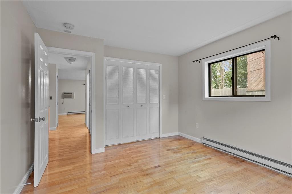 Condominium at 117 John Street UNIT 14, Lincoln, photo 11 of 28
