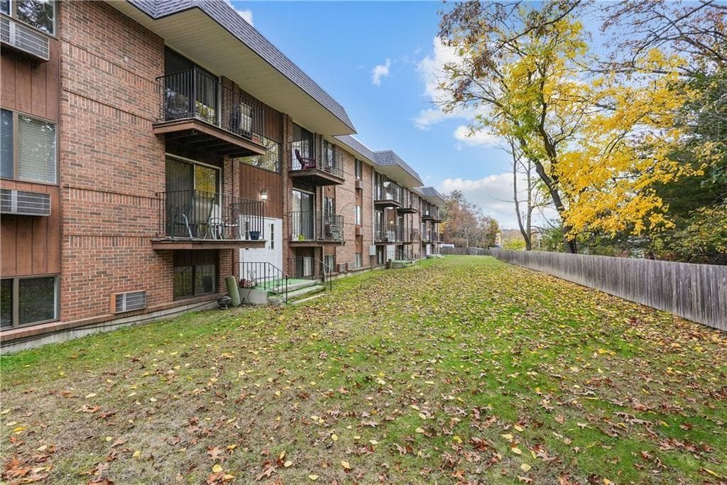 Condominium at 117 John Street UNIT 14, Lincoln, photo 25 of 28