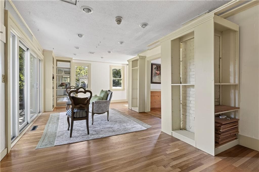 Single Family Residence at 4202 Old Post Road, Charlestown, photo 20 of 39