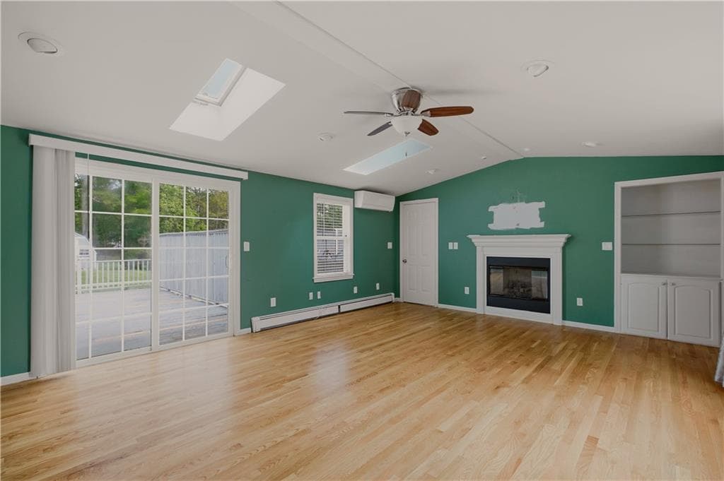 Single Family Residence at 21 King Road, Tiverton, photo 15 of 50